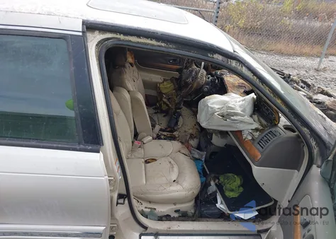 2001 Lincoln Continental из США, поврежденный, VIN 1LNHM97V81Y617612